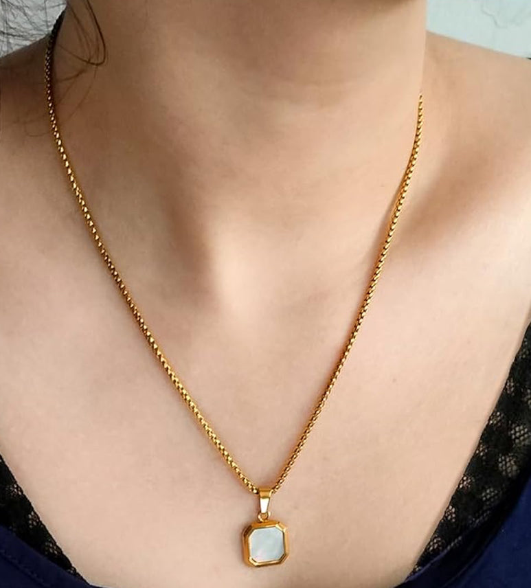 Mother of Pearl Necklace - CĀDDEE JEWELS #