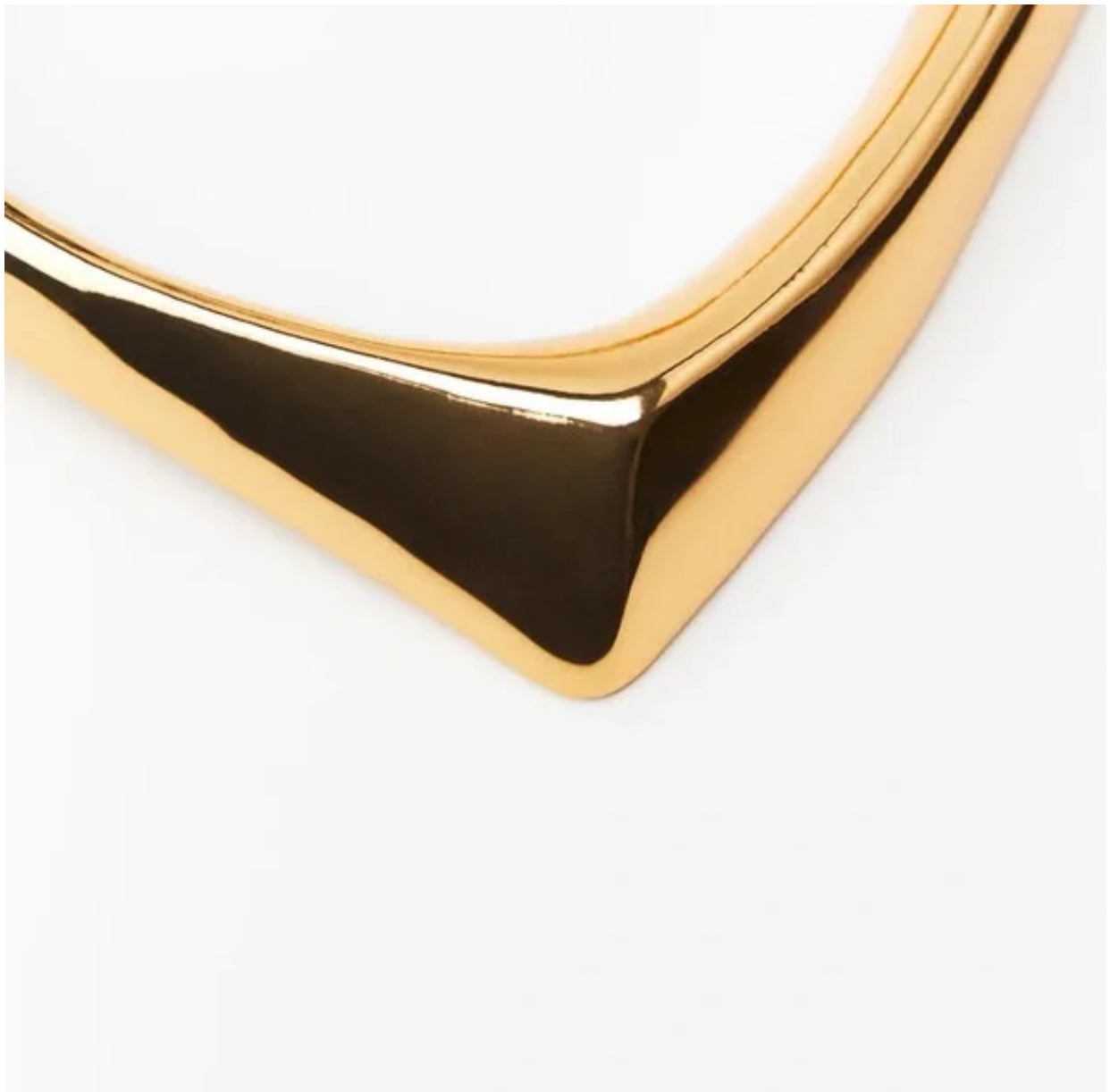 Loree V-Shaped Choker