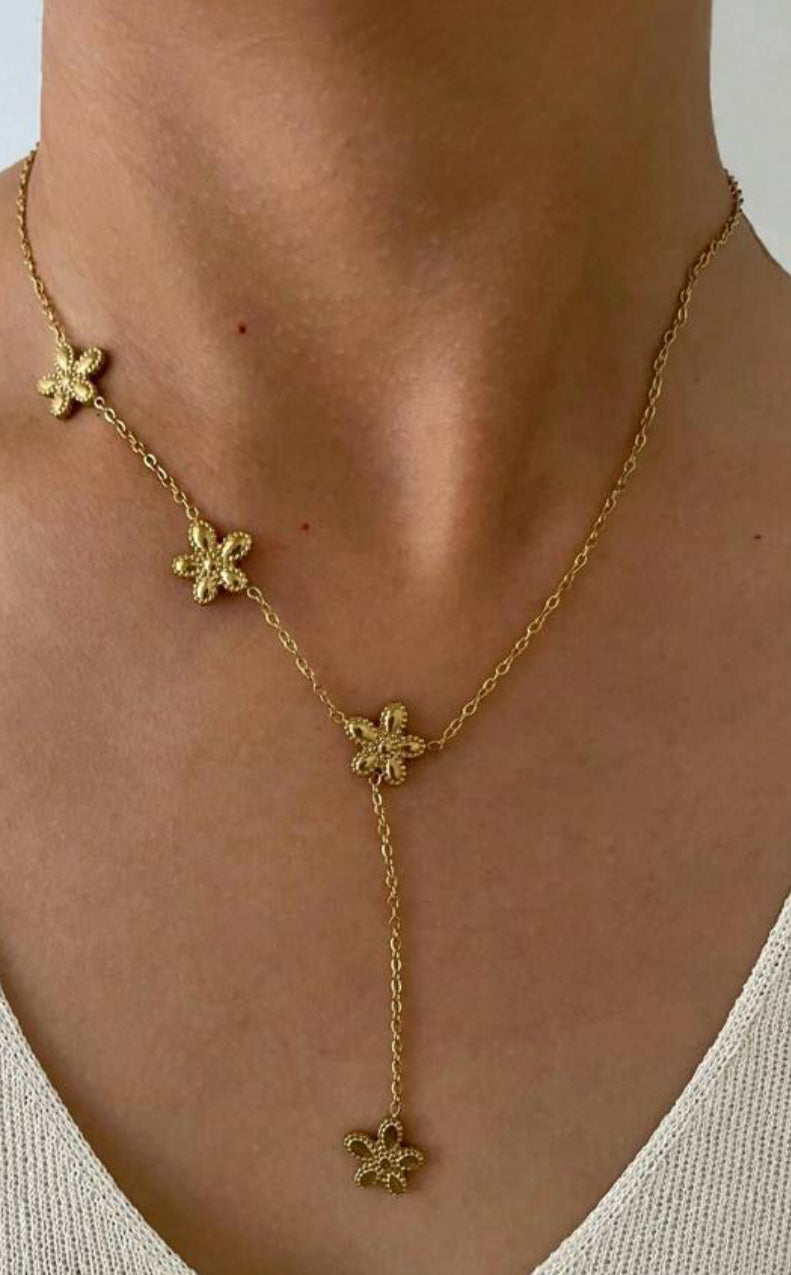 Daisy Lariat Necklace