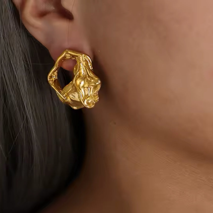 Vee Earrings - CĀDDEE JEWELS #