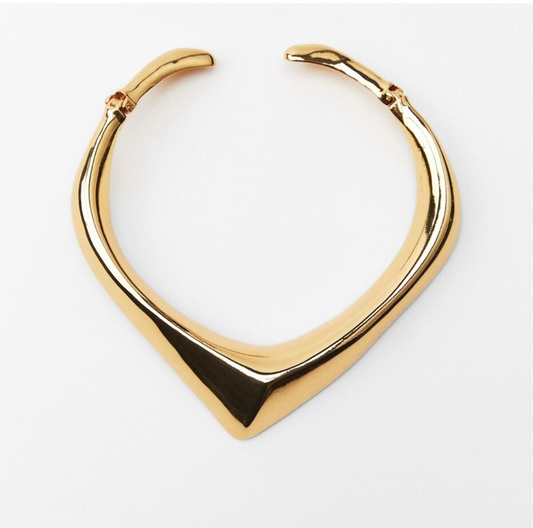Loree  V-Shaped Choker