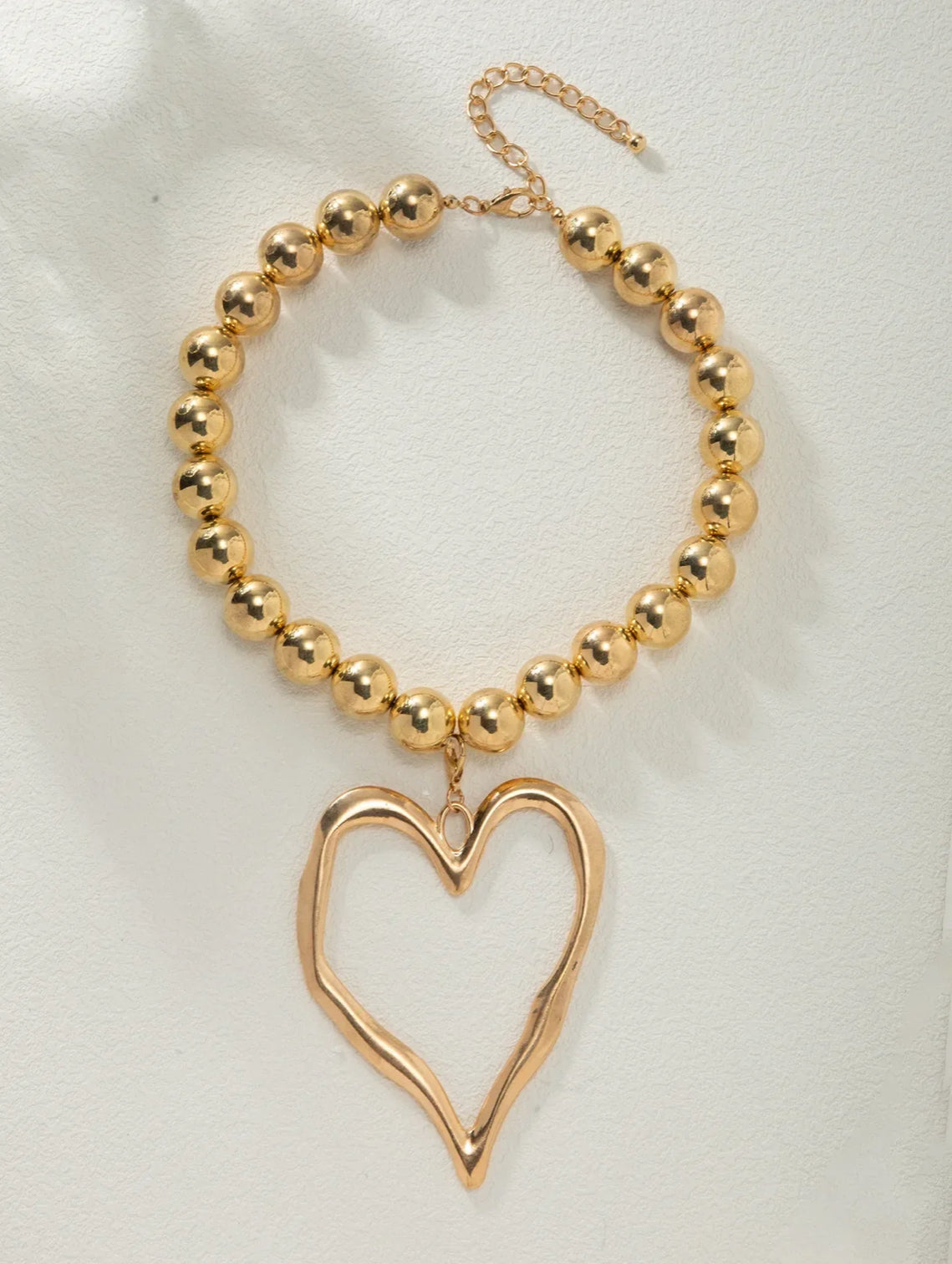 Livita Sculpt Necklace